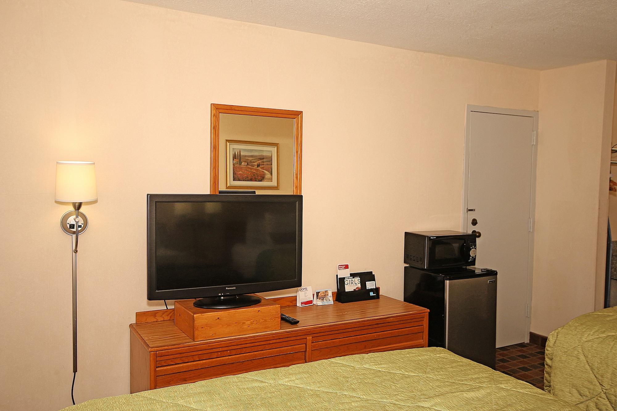 Ramada By Wyndham Wytheville Extérieur photo