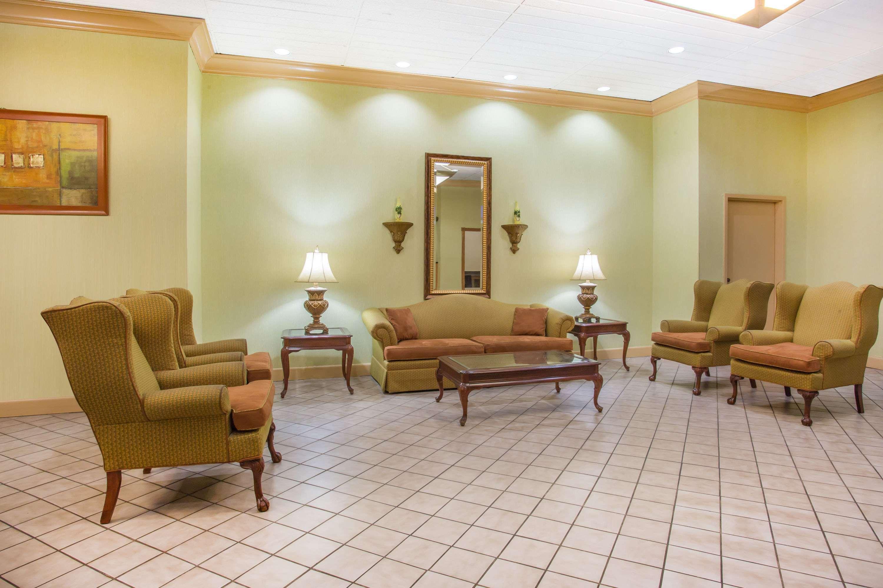 Ramada By Wyndham Wytheville Extérieur photo